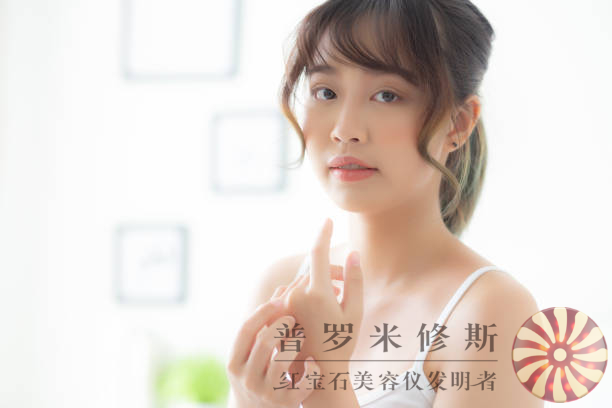 淡紋美容儀：科技創(chuàng)新，讓你重塑年輕容顏！