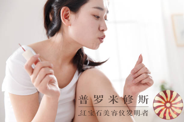 抗初老美容儀：輕松抵御歲月痕跡，煥發(fā)青春活力！
