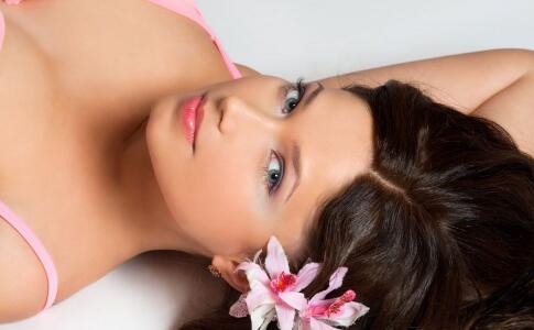 預(yù)防痘印，從現(xiàn)在開始：告別痘印煩惱，擁有水潤無暇肌膚！