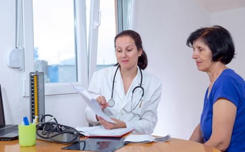 夏季快速美白祛斑的方法