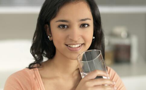 聰明女士的祛斑方法