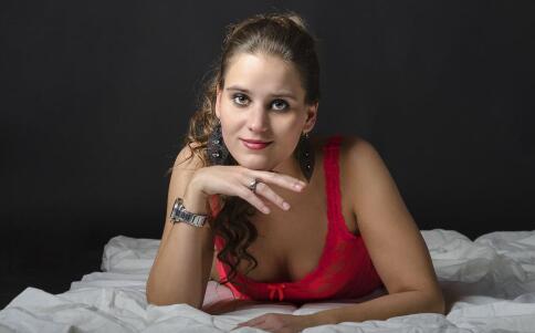 神奇！臉上的斑一吃就掉