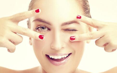 除皺養(yǎng)顏的三文魚吃法推薦