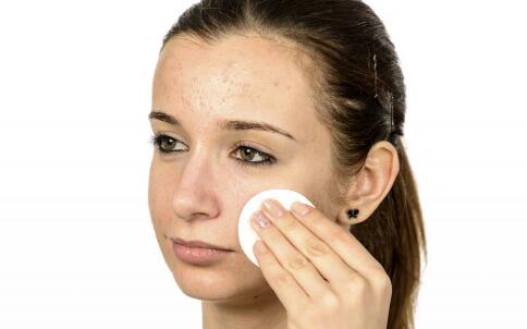 抗擊松弛 簡易面部瑜伽操