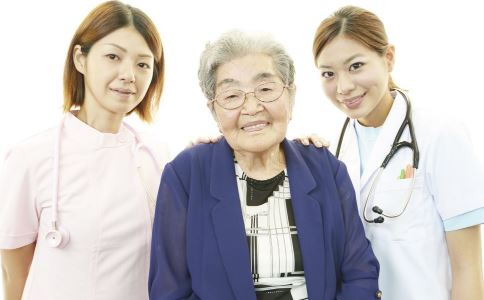 老人護(hù)膚幾大注意