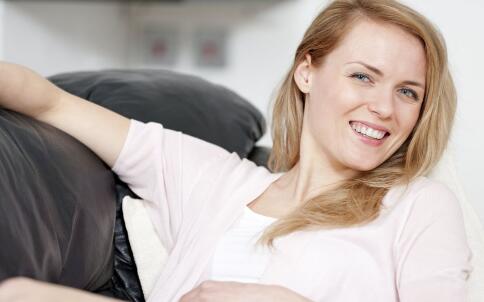 什么睡覺姿勢(shì)最不長(zhǎng)皺紋