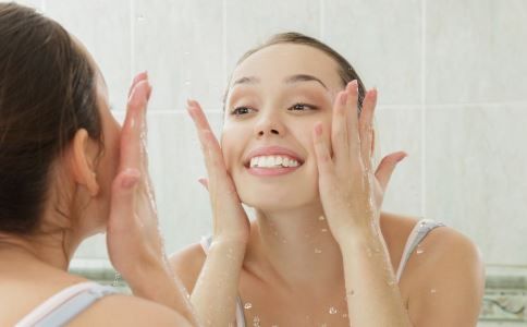 簡便去皺方 皺紋也會隱身