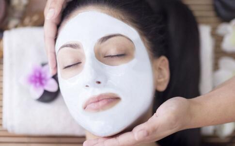 眼部魚尾紋是這樣形成的