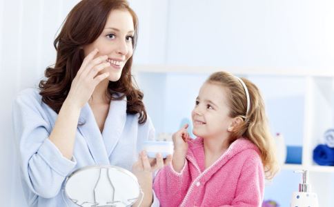 哪些食物讓你長皺紋