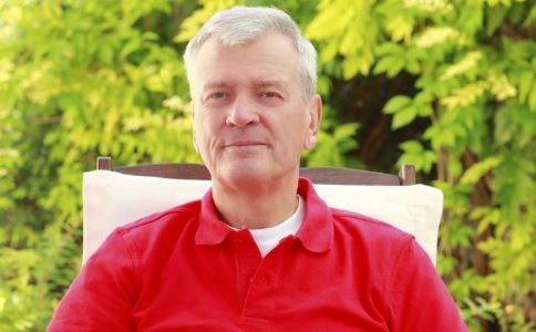 男士也要護(hù)膚 5個(gè)方法去眼紋