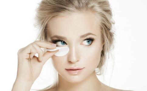 趙薇精靈大眼保養(yǎng)要用12分力